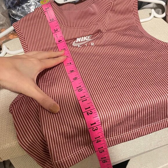 Nike Air red and white ribbed turtle neck striped crop top - Picture 5 of 8